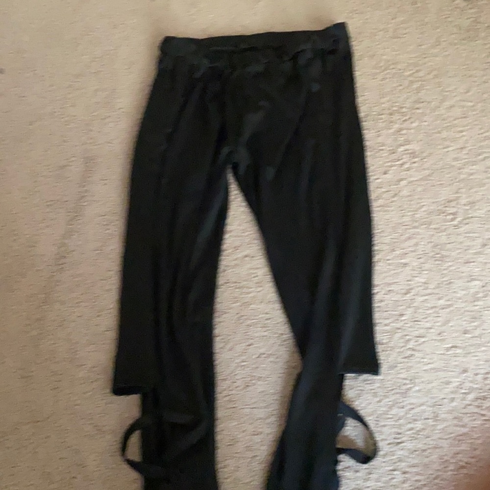 Black leggings